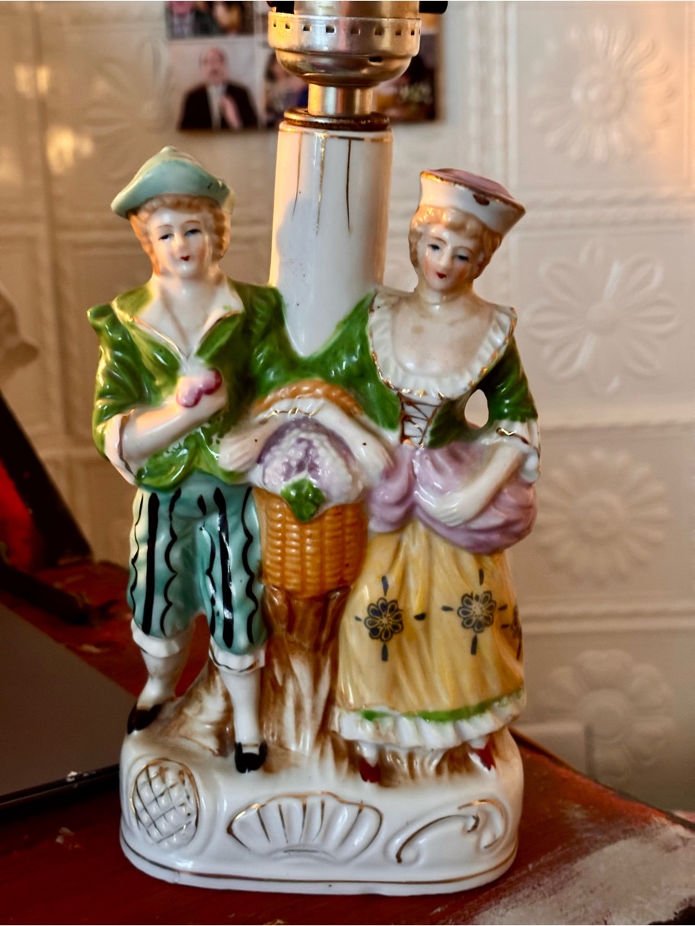 1950 s Mid Century Porcelain Romantic Couple Figurine Lamp - Multicolor